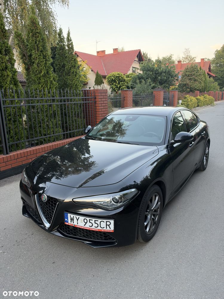 Alfa Romeo Giulia - 6