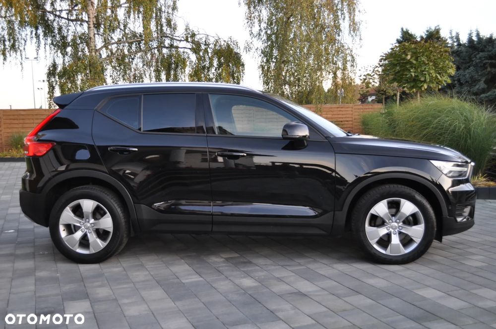 Volvo XC 40 T3 Momentum Pro - 19