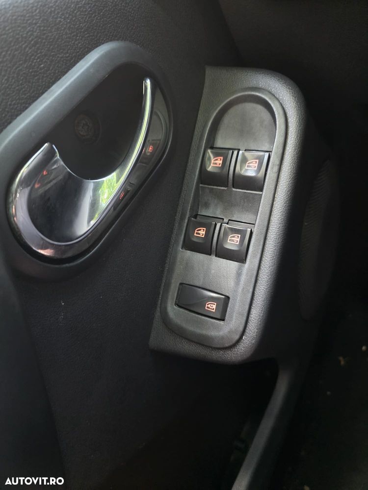 Dacia Duster 1.5 dCi 4x4 Laureate - 9