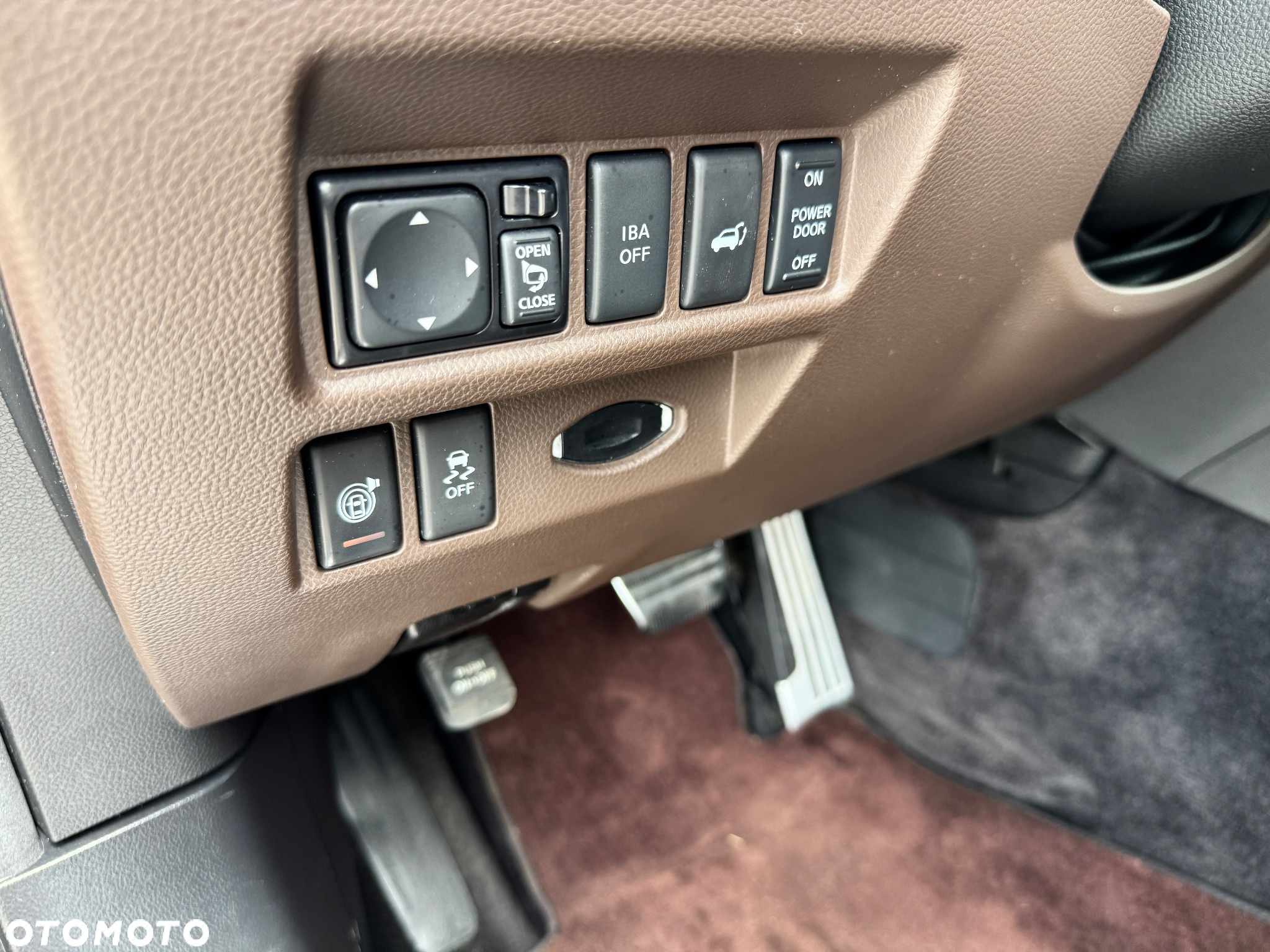 Infiniti FX FX30d S Premium - 23