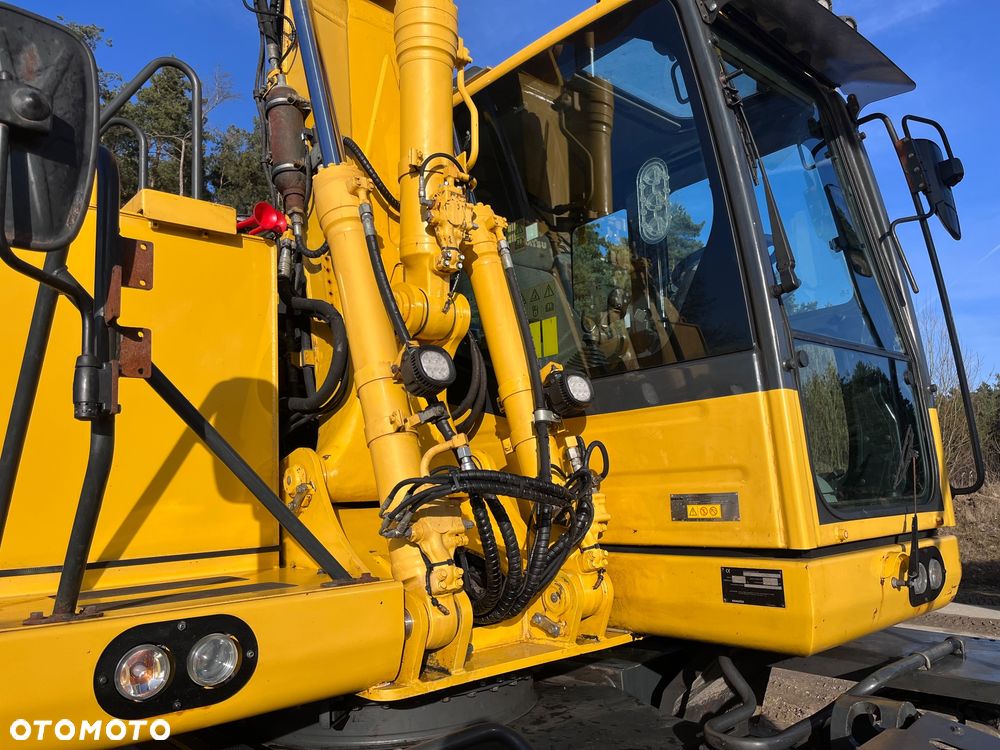Komatsu PW148-10 - 29