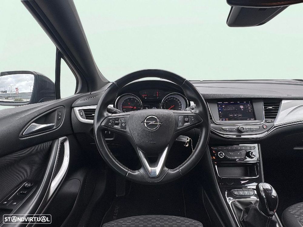 Opel Astra 1.2 T GS Line S/S - 12