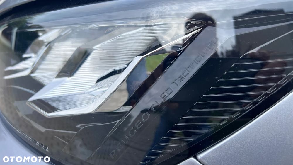 Peugeot 2008 Benzin 100 Style - 16