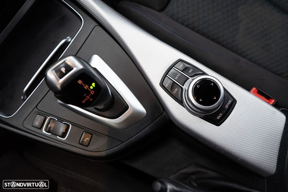 BMW 116 d Pack M Auto - 31