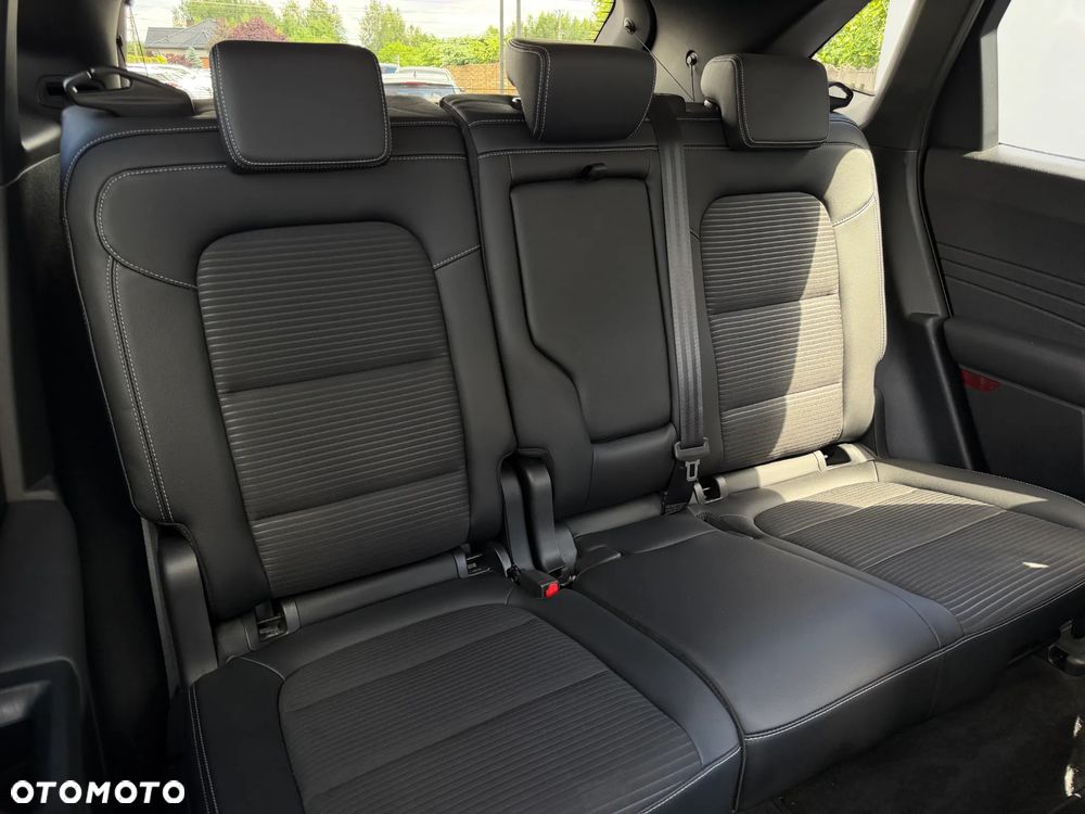 Ford Kuga 1.5 EcoBoost FWD Titanium - 24