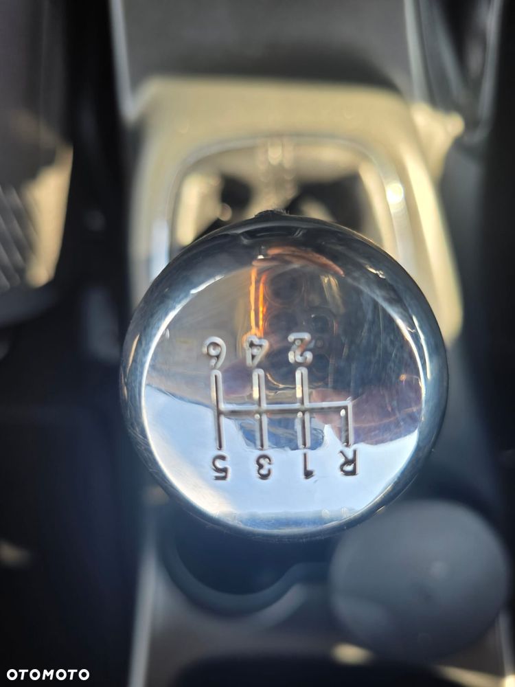 Fiat Freemont - 16