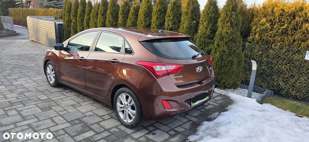 Hyundai i30 1.4 CRDi Premium - 4