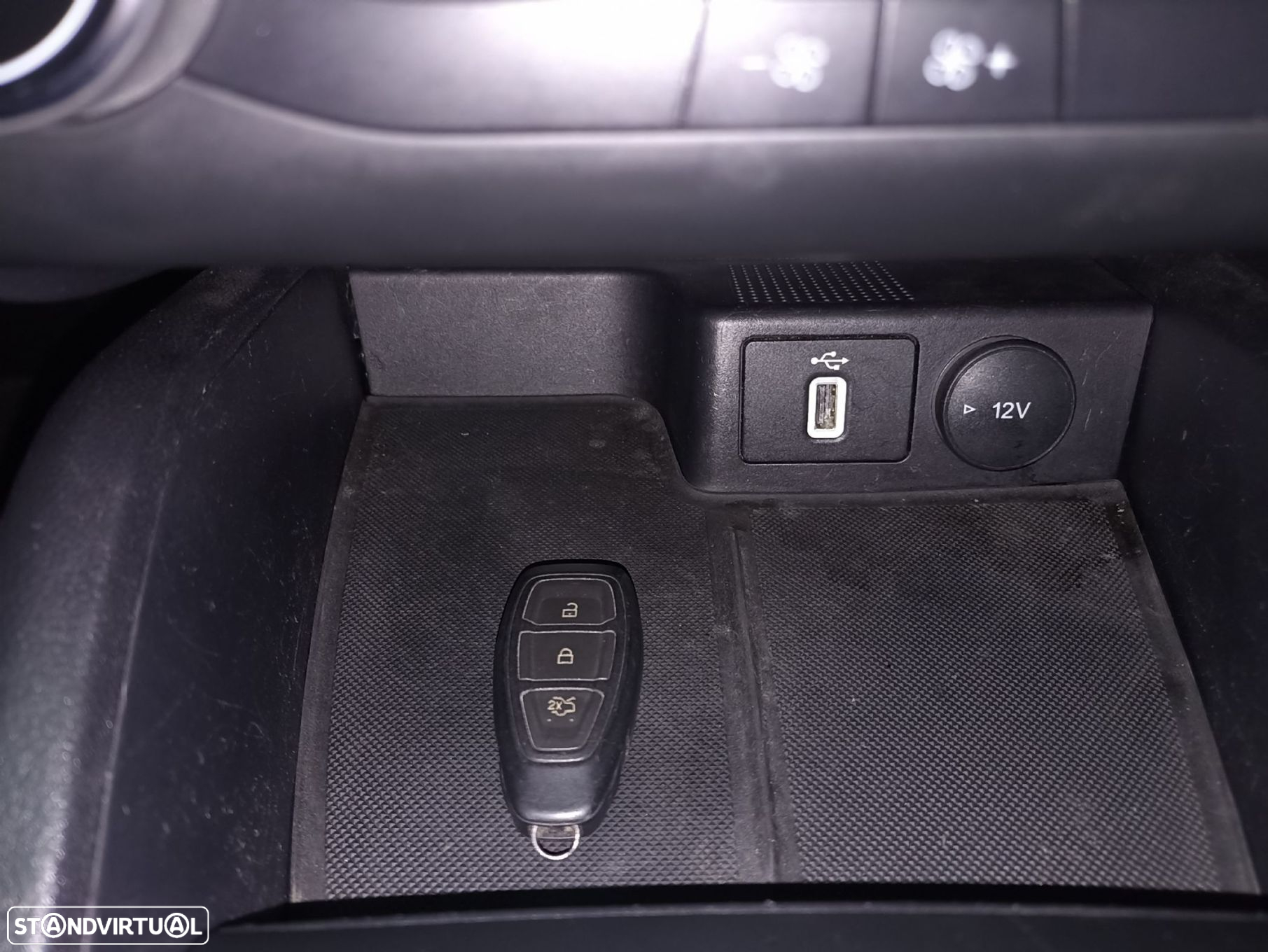 Ford Focus SW 1.5 TDCi EcoBlue Titanium - 26