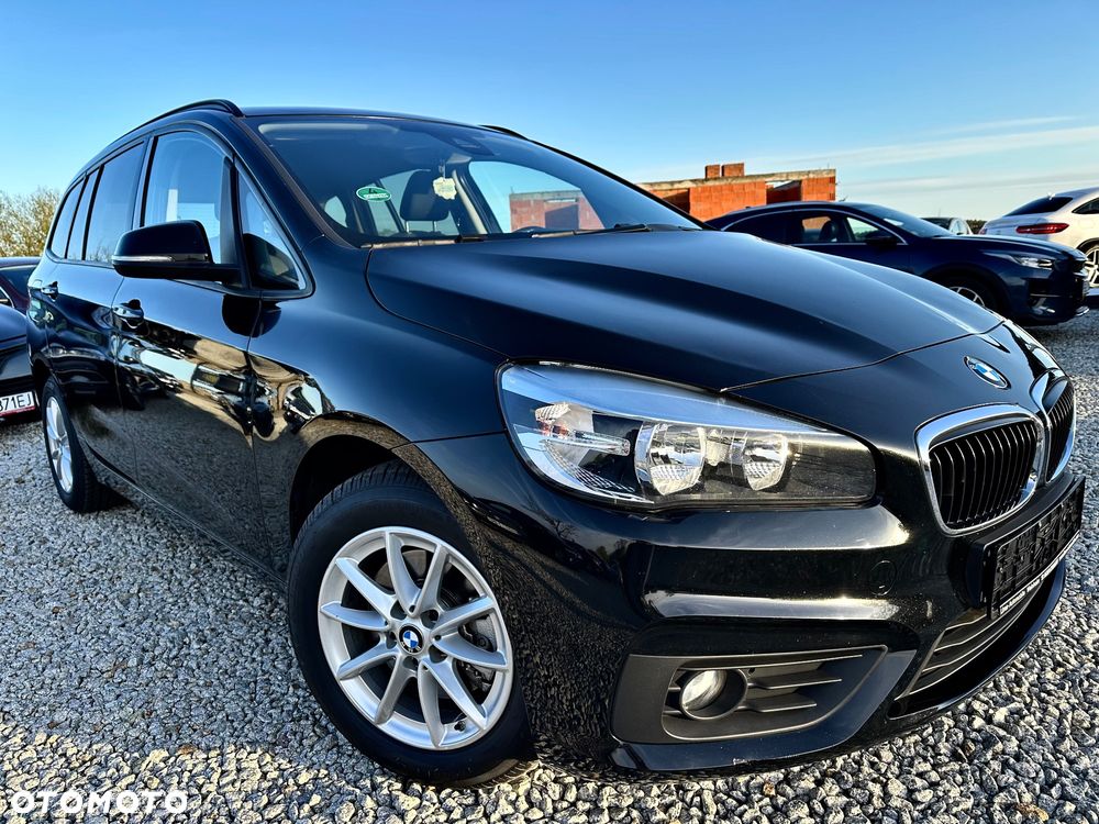 BMW Seria 2 218d - 25