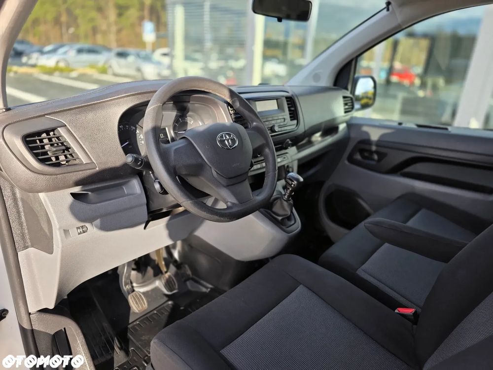 Toyota Proace Verso - 16