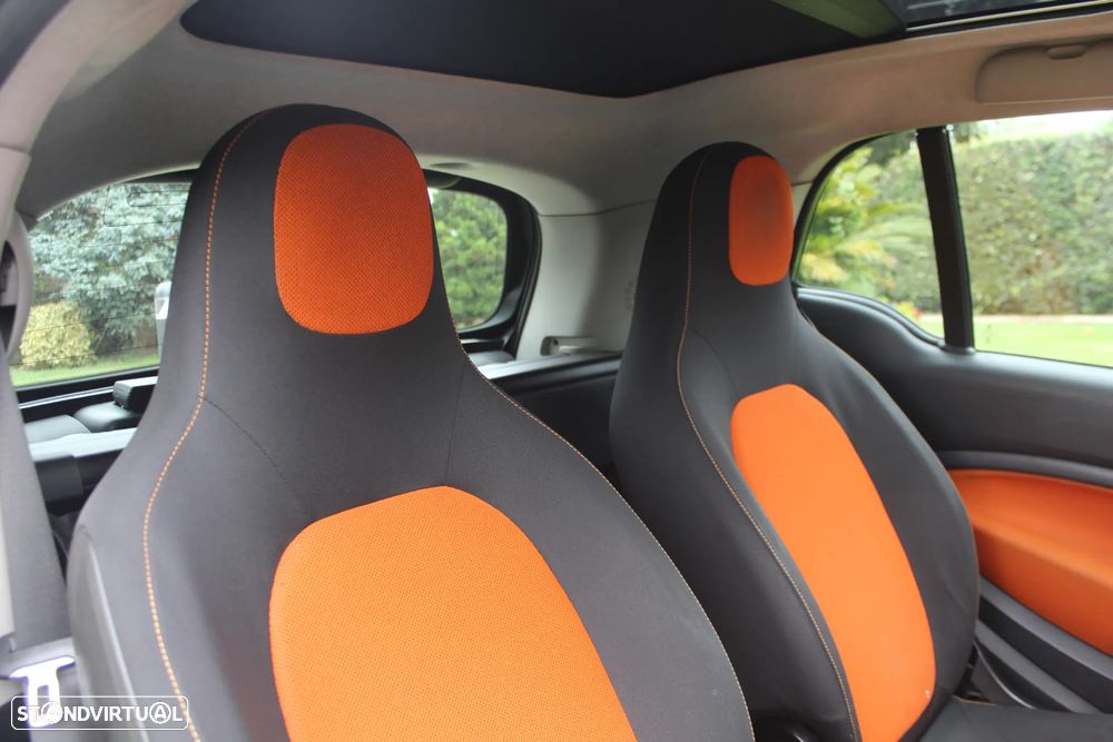 Smart ForTwo Coupé 1.0 Passion 71 - 16