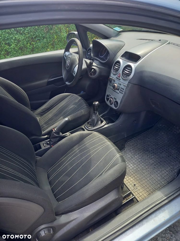 Opel Corsa 1.4 16V Color Edition - 5