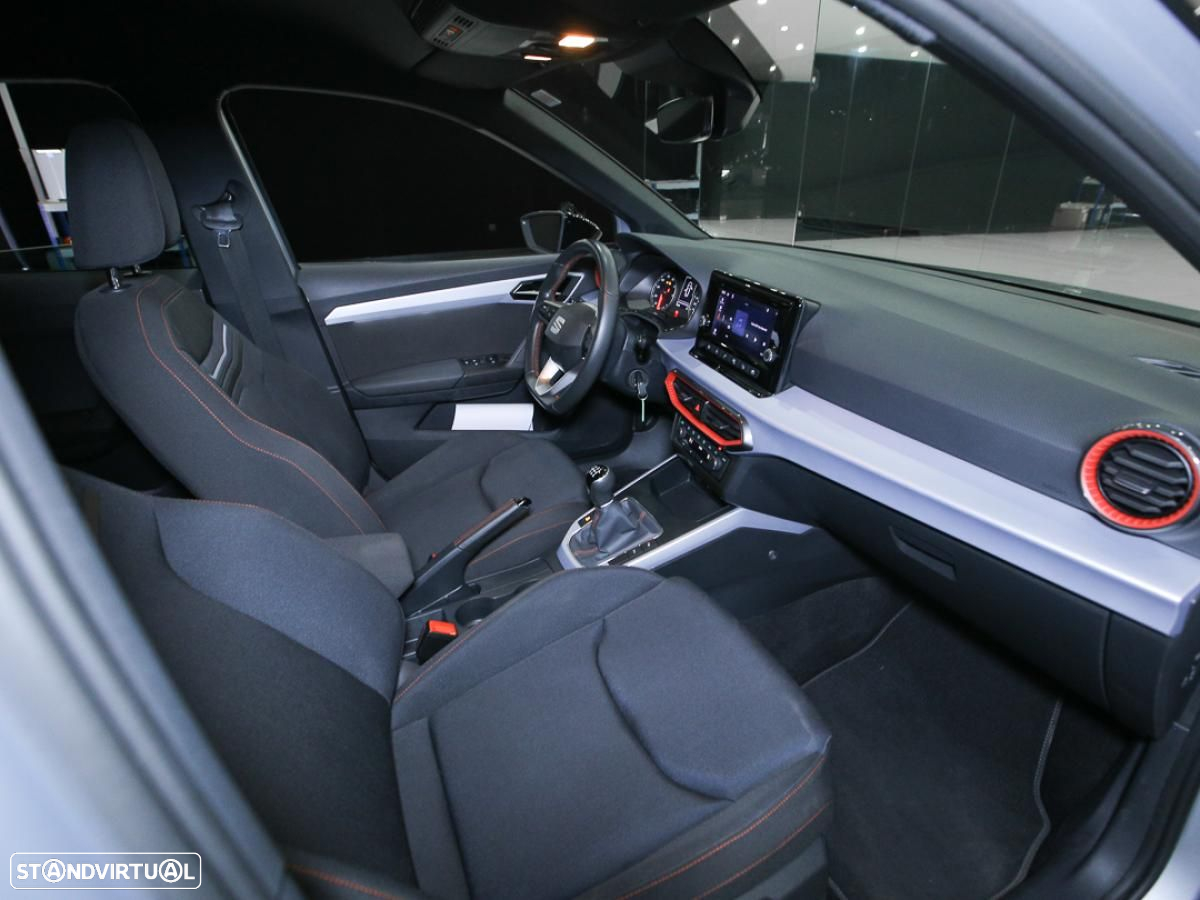 SEAT Arona 1.0 TSI FR - 9