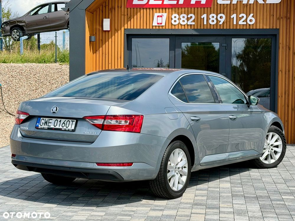 Skoda Superb 1.8 TSI Ambition DSG - 15