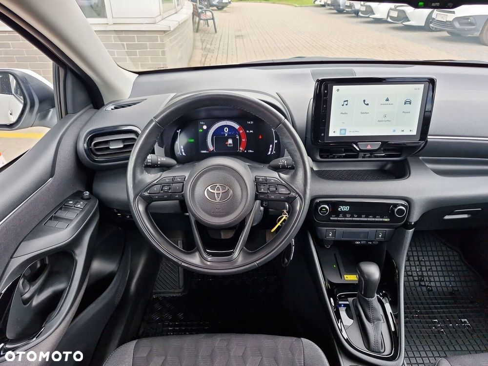 Toyota Yaris Hybrid 1.5 Style - 9