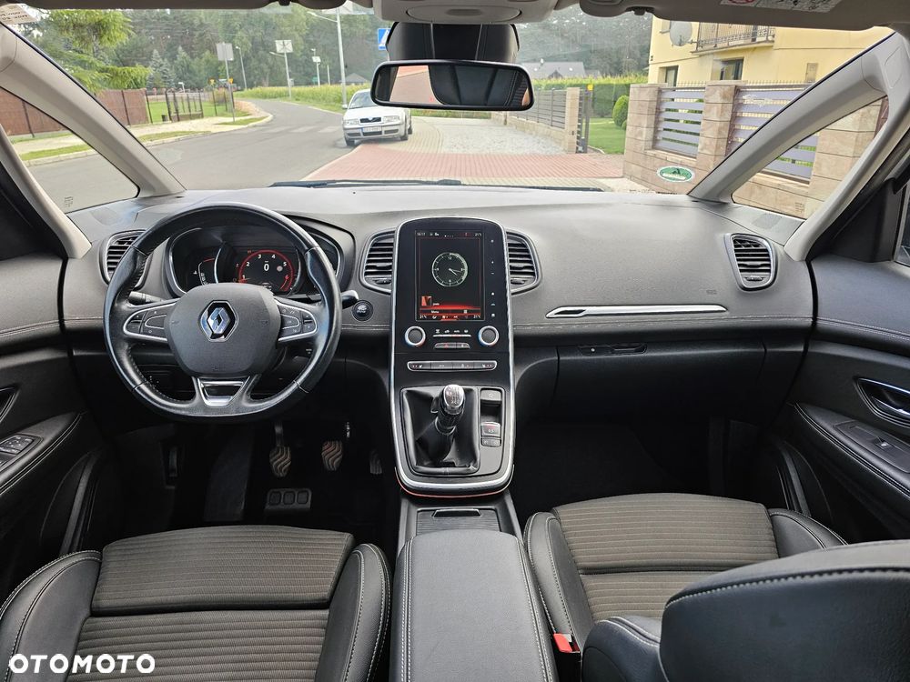 Renault Grand Scenic ENERGY TCe 130 INTENS - 12