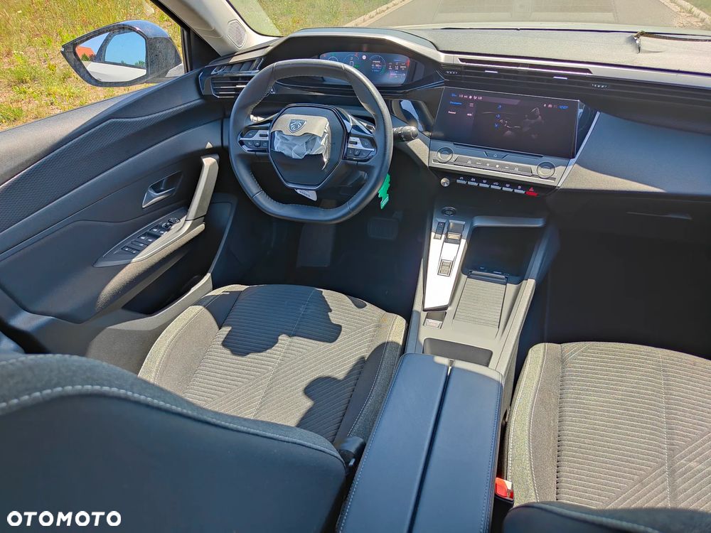 Peugeot 308 - 23