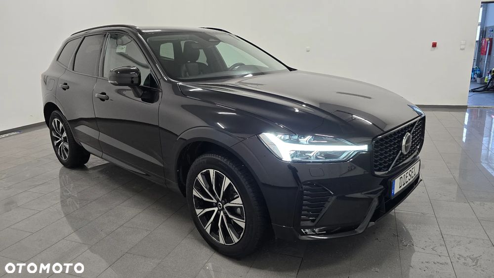 Volvo XC 60 B4 D Plus Dark - 2