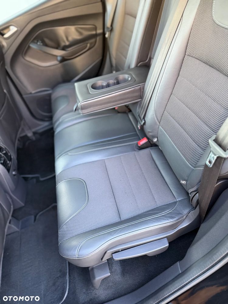Ford Kuga 2.0 TDCi 4WD Titanium Plus - 16