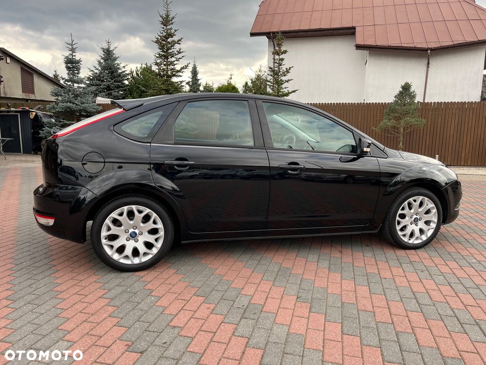 Ford Focus 1.6 Ti-VCT Sport - 11
