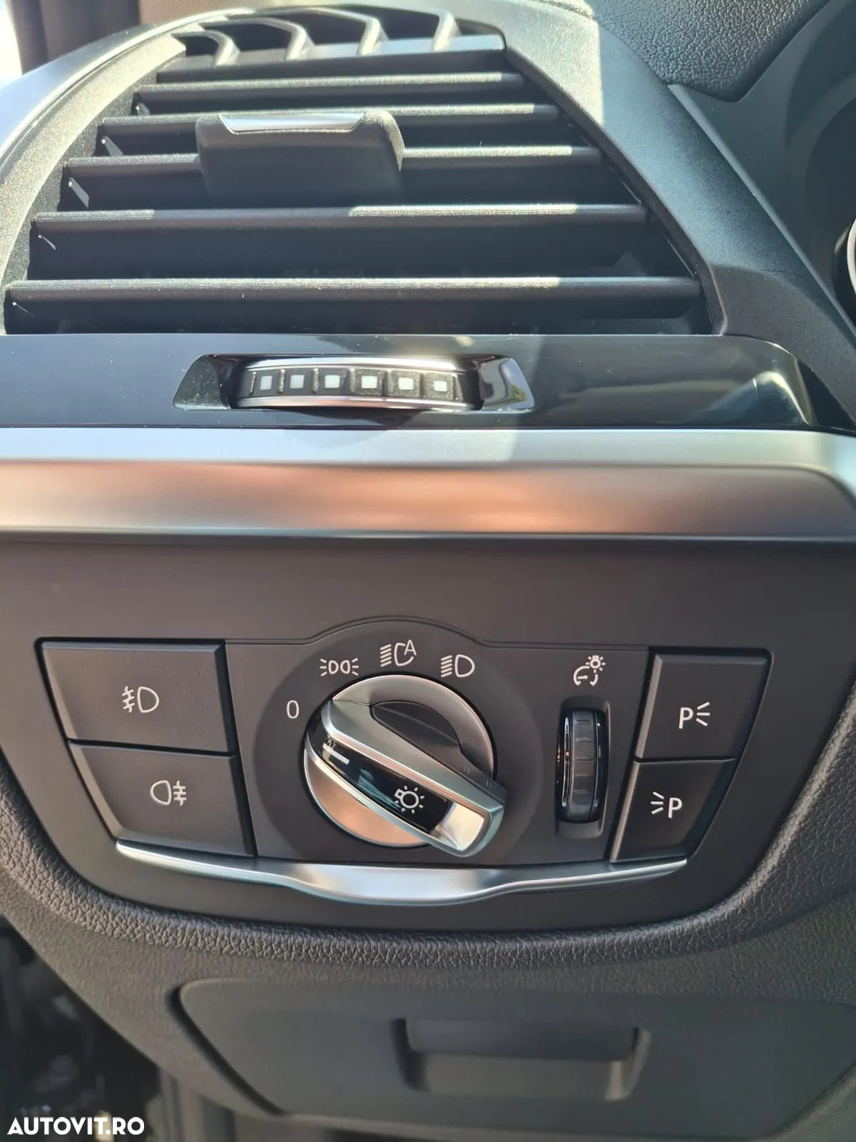 BMW X3 xDrive20d AT xLine - 11
