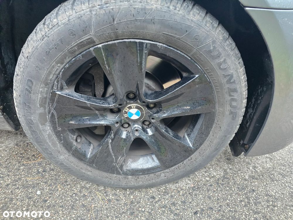 BMW Seria 5 525d xDrive Sport-Aut - 29