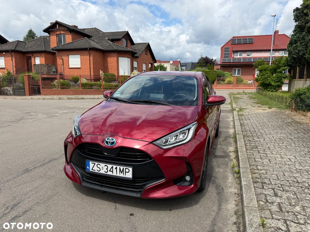 Toyota Yaris Hybrid 100 Active - 16