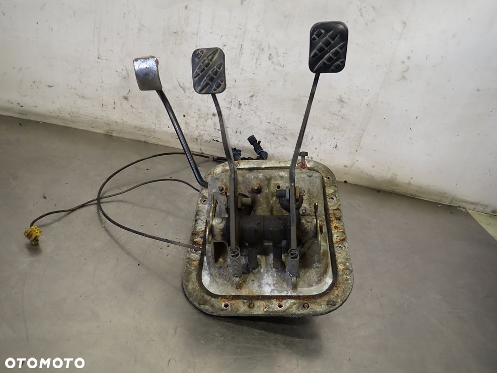 PEDAŁ SPRZĘGŁA HAMULCA GAZU RENAULT MIDLUM 4.1 5010422019   5600201491 - 15