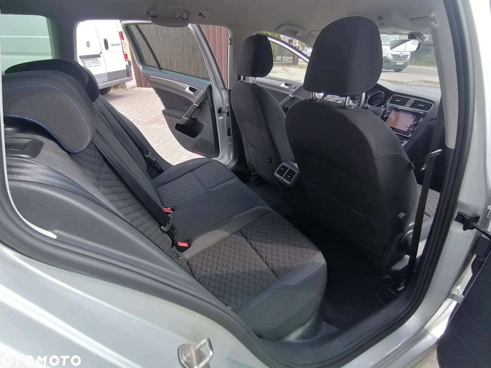Volkswagen Golf Variant 2.0 TDI SCR DSG Join - 19