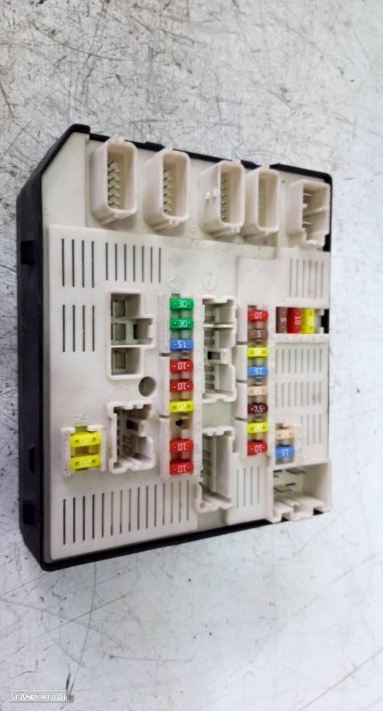 Caixa Fusiveis Renault Megane Iii Grandtour (Kz0/1) - 1