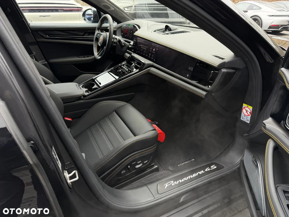 Porsche Panamera 4S E-Hybrid - 30