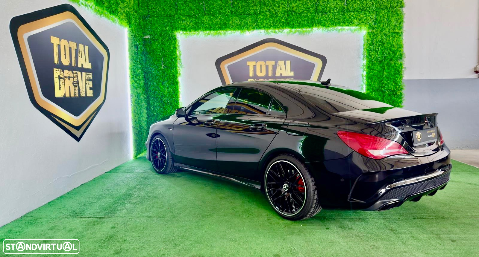 Mercedes-Benz CLA 45 AMG 4Matic 7G-DCT Edition 1 - 4