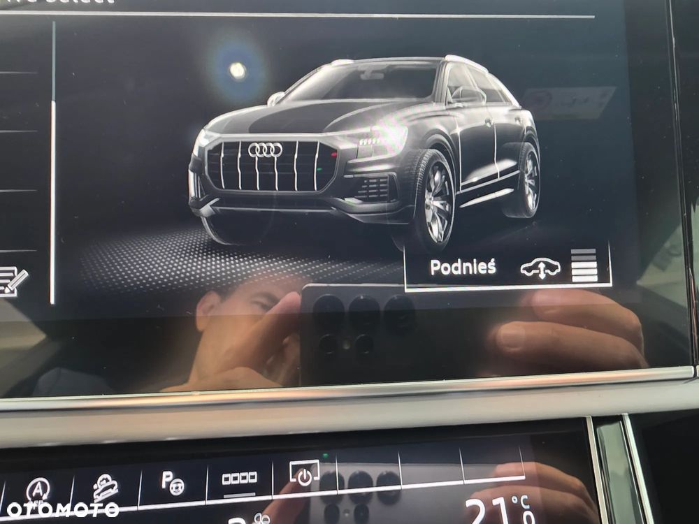 Audi Q8 - 11