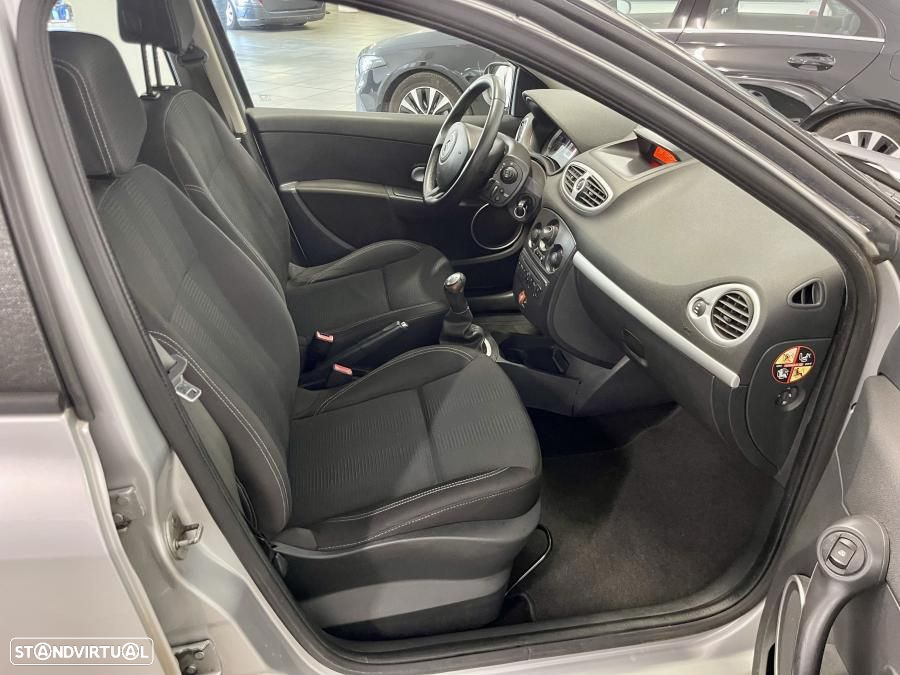 Renault Clio Break 1.5 dCi Dynamique S - 15