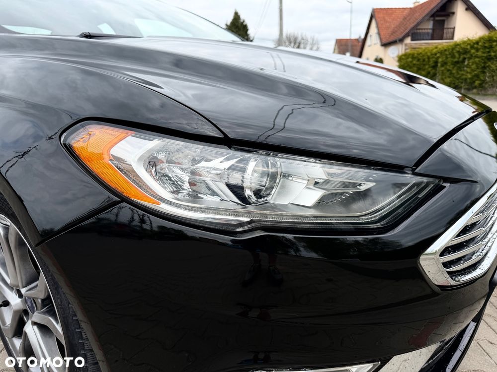 Ford Fusion - 13