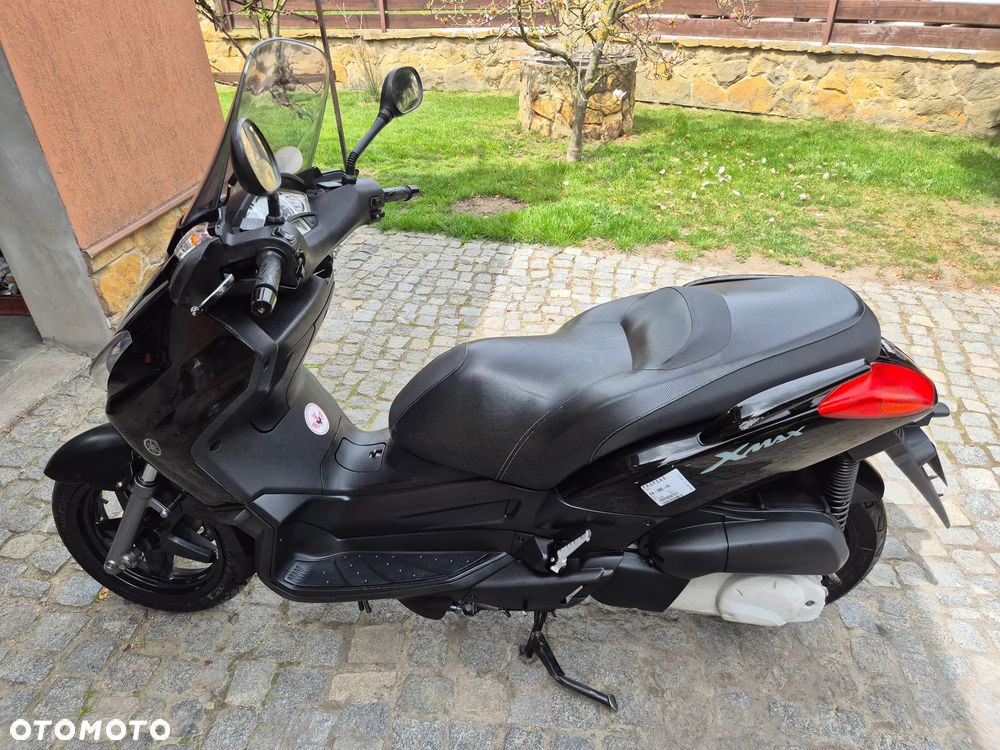 Yamaha X-max - 8