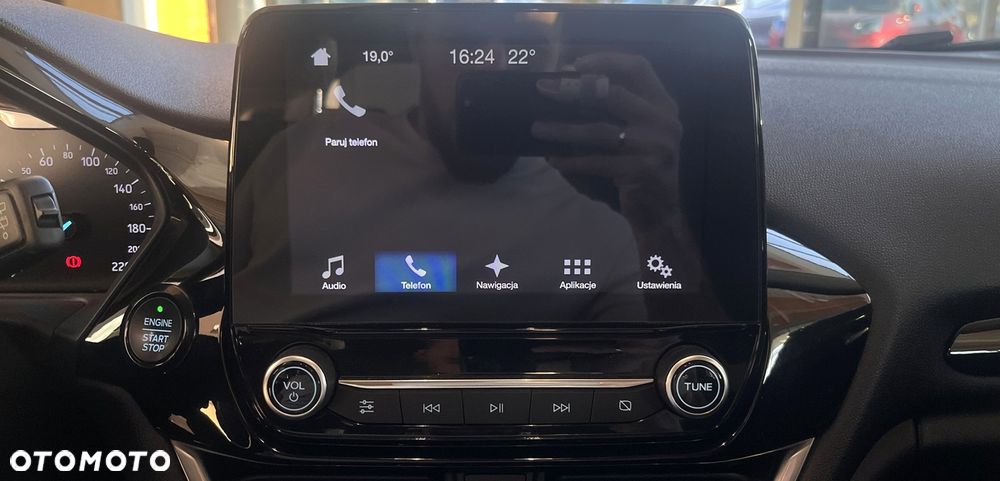 Ford Fiesta 1.0 EcoBoost S&S TITANIUM - 28