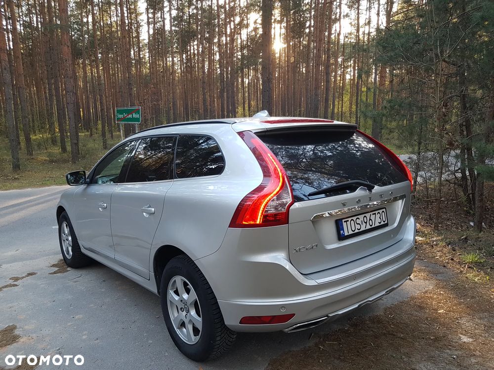 Volvo XC 60 D4 Geartronic Momentum - 5