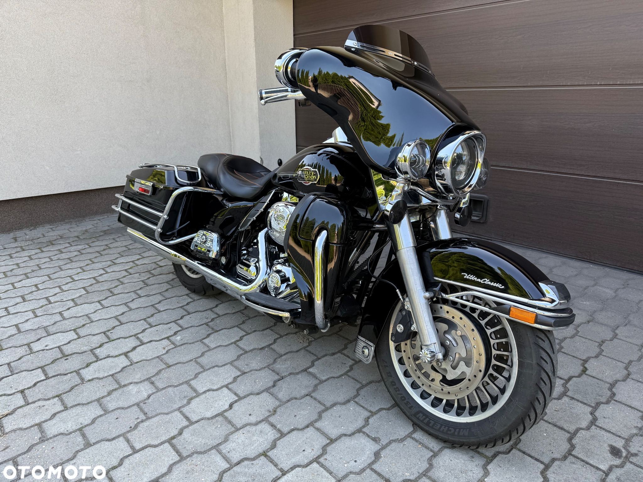 Harley-Davidson FLHTCU Ultra - 13