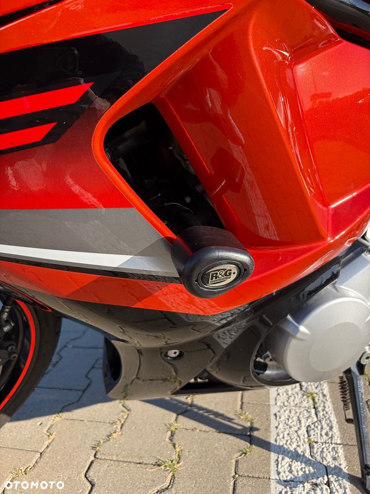 Suzuki GSX - 10