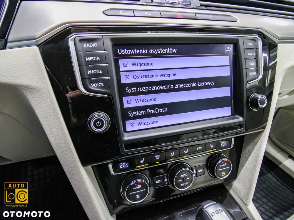 Volkswagen Passat - 25