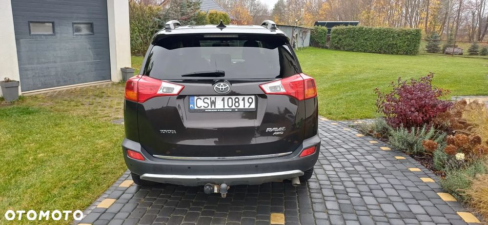Toyota RAV4 2.2 D-CAT Premium - 8