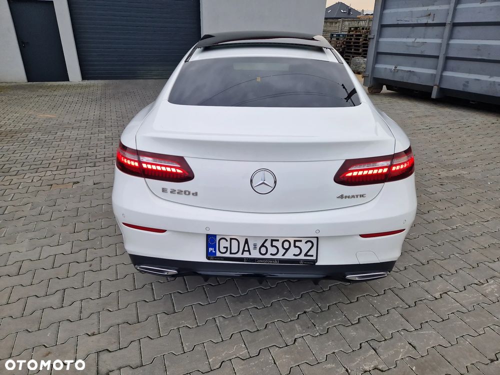 Mercedes-Benz Klasa E 220 d Coupe 4-Matic 9G-TRONIC - 5