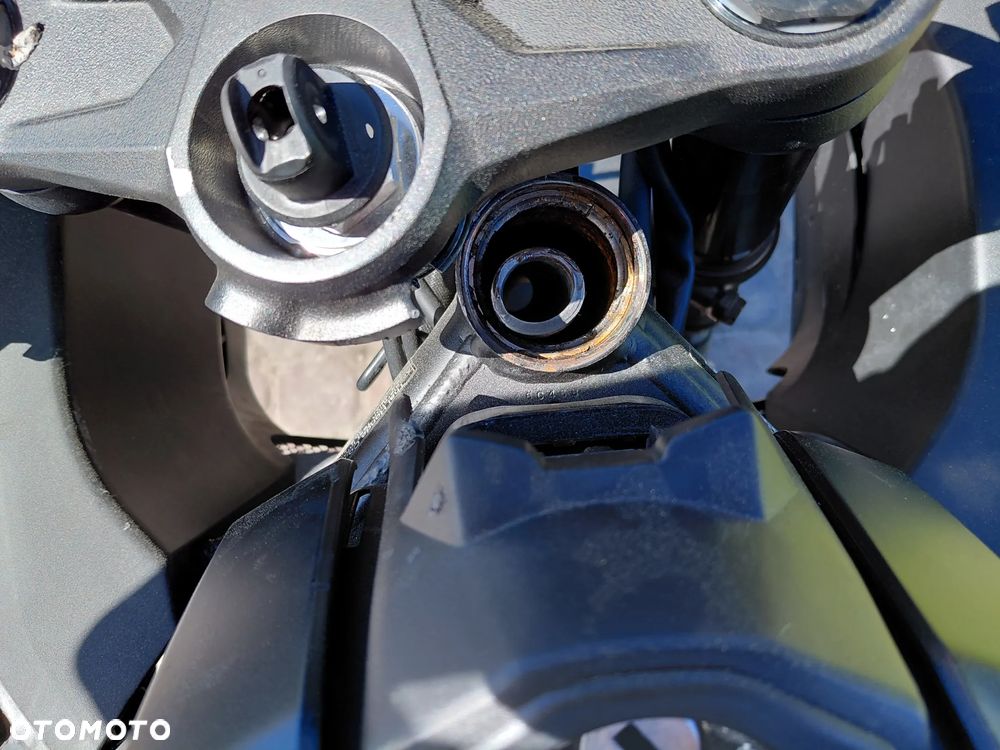 Honda CBR - 27