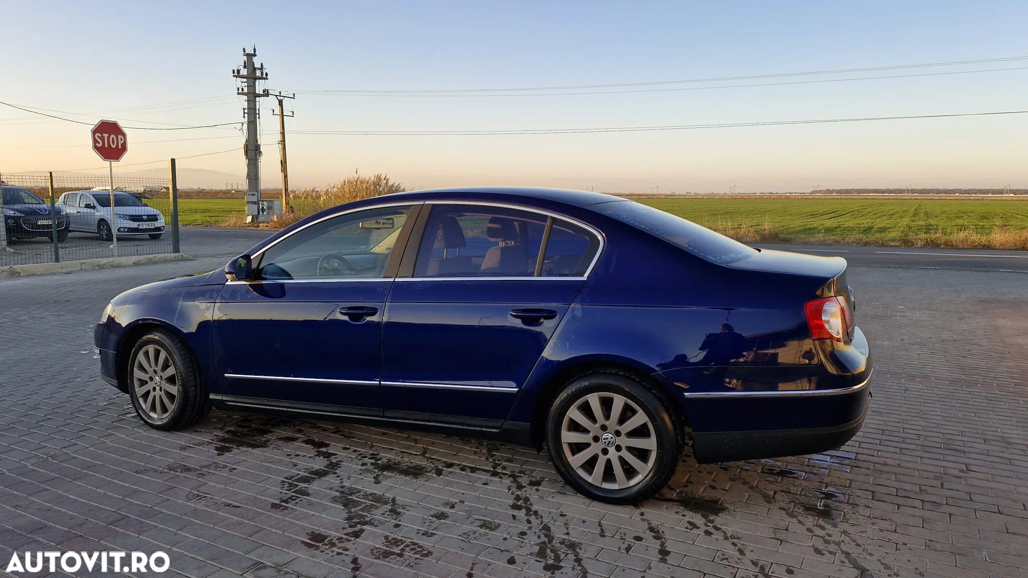 Volkswagen Passat 2.0TDI Comfortline DPF Bluemotion Technology - 5