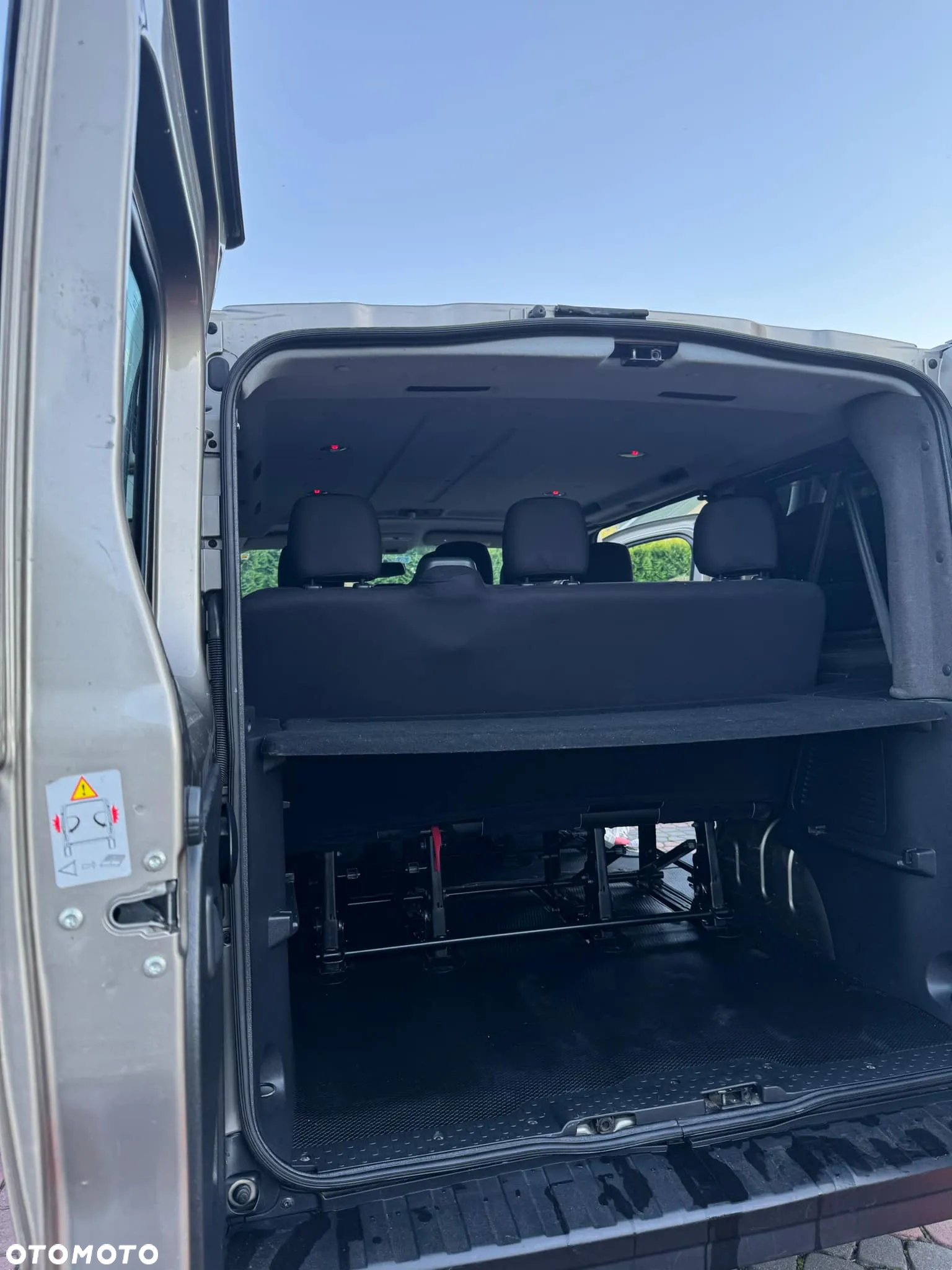 Renault Trafic - 17
