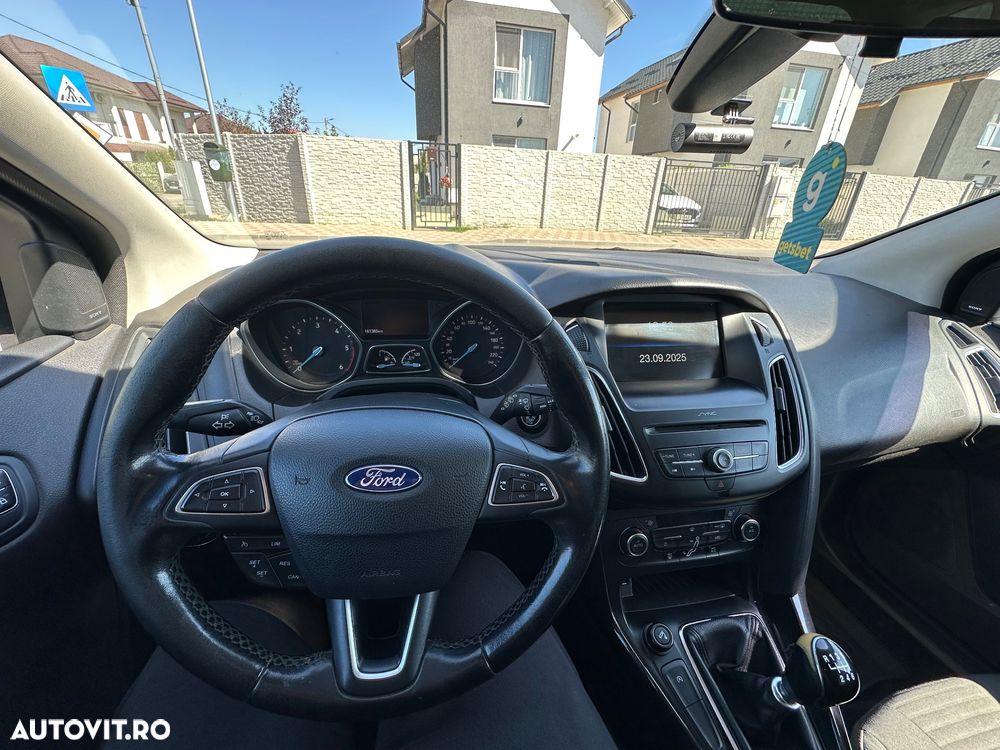 Ford Focus 2.0 TDCI Titanium - 14