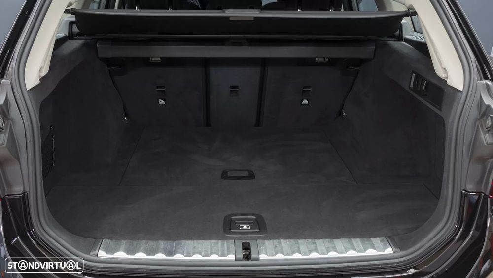 BMW 318 d Auto - 10