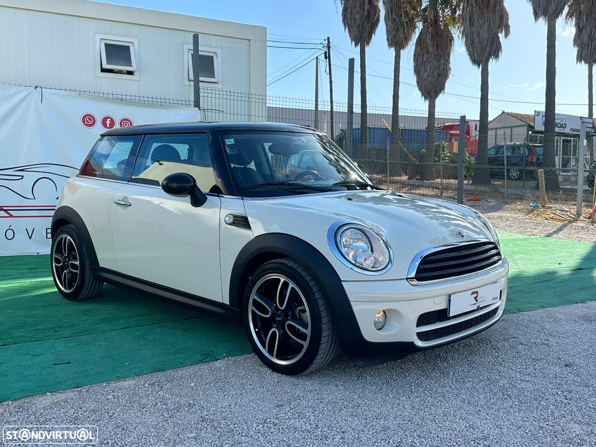 MINI 3 Portas One D - 2