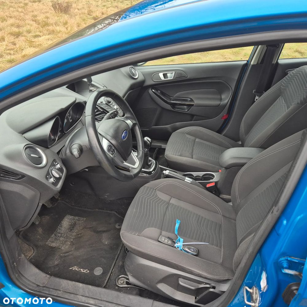 Ford Fiesta 1.6 TDCI SYNC Edition - 8
